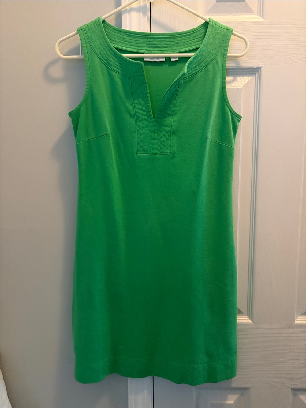 New York & Company Sleeveless Green Shift Dress